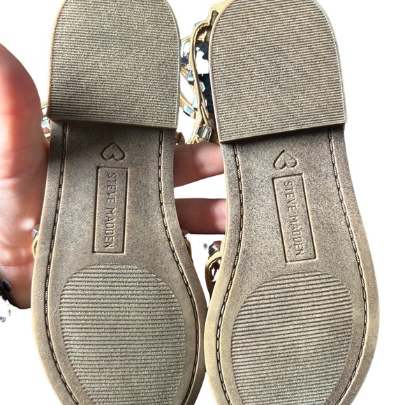 Steve Madden Studded Tan strapy Sandals - Picture 9 of 11